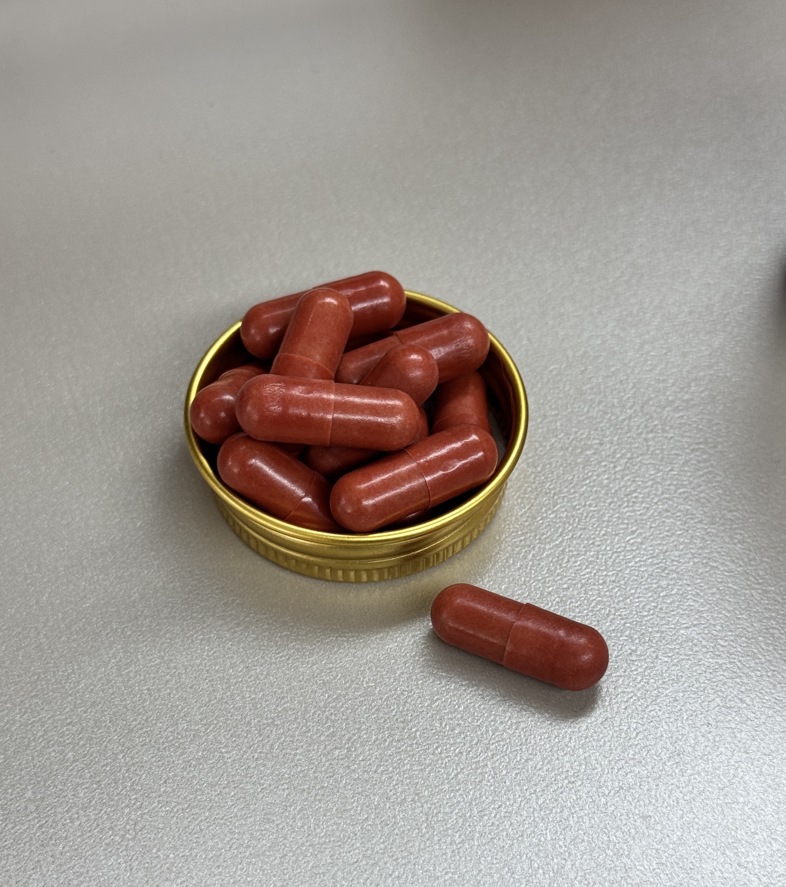 Actual Novia red capsules